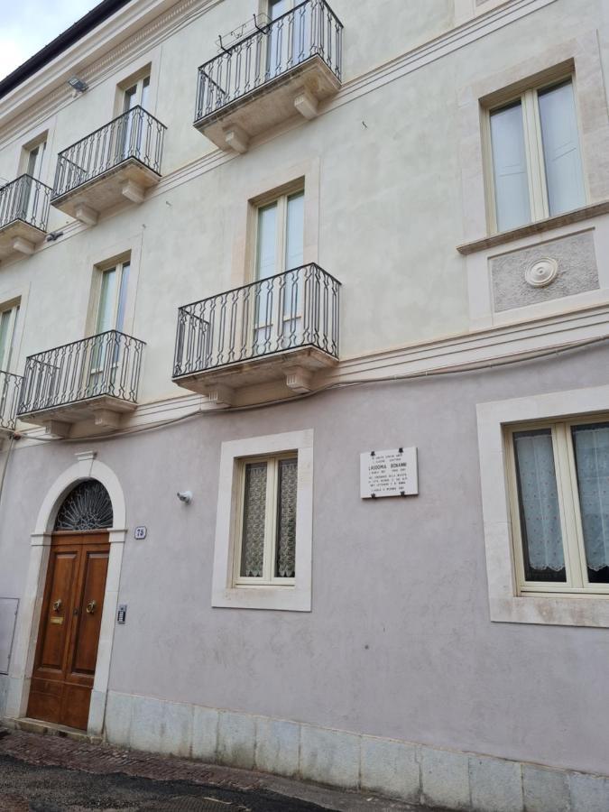 شقة Casa Giulia LʼAquila المظهر الخارجي الصورة